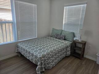 547a) Large 4 bedroom close to Beach and Downtown - Sint-Petersburg - 5