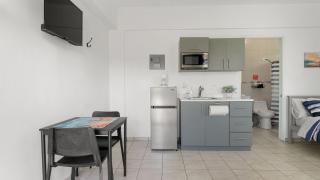 The Tiny Salty Box Studio - Stella - 5