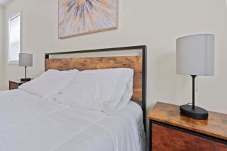 556a) Extremely Large 4 bedroom Easy access to NYC - North Bergen - 4