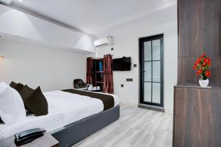 Super Townhouse Karol Bagh Formerly Hotel Unistar - Jāmb - 9