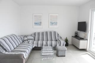 Apartment Olea Crikvenica - with beautiful sea view, near the sandy beach and center - Crikvenica (Cirquenizza) - 2