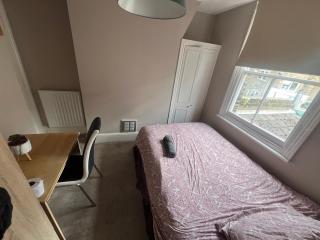 Central London Elephant and Castle cosy double bed - London - 6