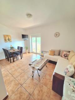 Sea Whisper Apartment - Budua - 9