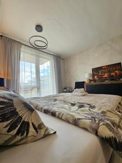 Rea Home Apartment - Modern & Stylish Stay - Sofia - 0