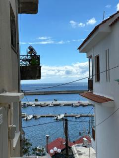 White House - Plomari - 3