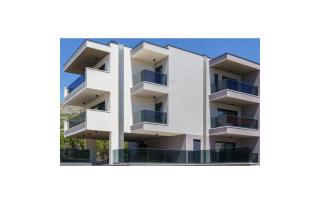 Beautiful Apartment In Split With Wifi - 9