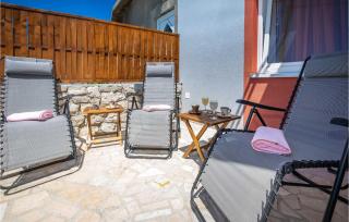 Pet Friendly Home In Krizisce - 9