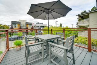 2 Blocks to Beach Park Cozy Seattle Townhome - Seattle - 9