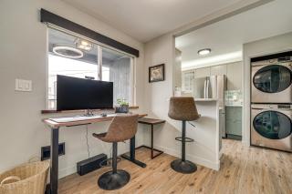 2 Blocks to Beach Park Cozy Seattle Townhome - Seattle - 3