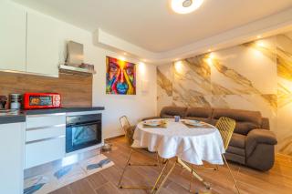 brorent-la maison doree - Olbia - 4