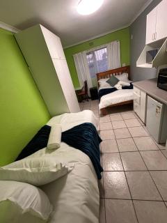 M&D Guest House - 4