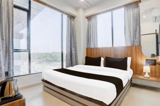 Hotel O ALEXA Hotel - Surat - 8