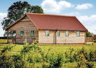 Oak Farm Lodges - Roydon - 3
