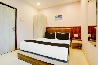Hotel O Tawakkal Guest house - Bombay - 0