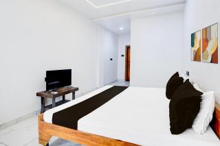 Hotel O The Grand Shreeji - Jamnagar - 8