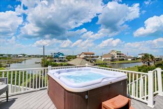 Beachfront, private dock, private pool & hot tub, pool table, ping pong - North Topsail Beach - 2