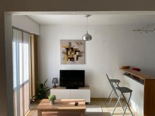 T1 résidence privée bien situé,piscine,tennis,parking - Hyères - 0