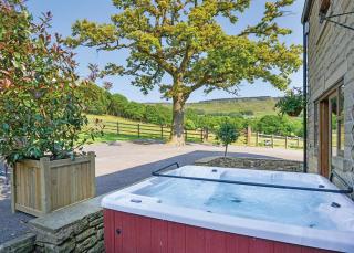 Charlesworth Lodges - Glossop - 4