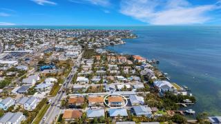 Sunshine Siesta - Hosted By SkyRun Anna Maria - Holmes Beach - 5