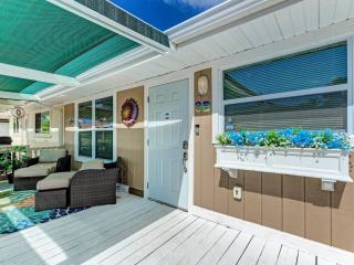 Sunshine Siesta - Hosted By SkyRun Anna Maria - Holmes Beach - 4