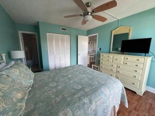 Crescent Arms Condominiums - Siesta Key - 3