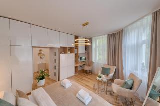 Luxury New Apt near the Colonnade with Parking & 4 min to the center - near the forest - Mariánské Lázně - 2