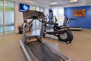 Holiday Inn Express Hotel & Suites Terre Haute by IHG - Terre Haute - 9