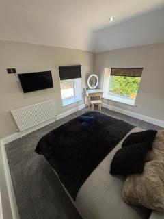 Modern 2 Bedroom Private Detached Cottage - Llanddulas - 2