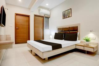 Collection O Gwalior Railway Station Formerly Hotel Sagar - - 9