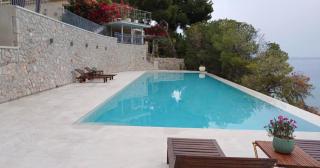 Vasiliki's Villa Beach Front and Pool - 2