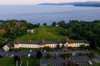 Fireside Inn, Ocean's Edge - Belfast - 3