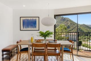 Designer Malibu Retreat w Private Pool Dual Firepits and A Panoramic Views - 5