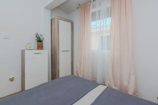 Apartment Pisacic - 1