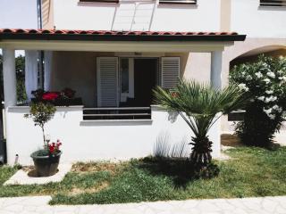 Apartments Juracak Josip i Mira - Grbe - 2