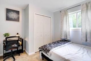 Cozy 3-Bedroom Home in Ann Arbor - Ann Arbor - 2