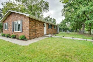 Cozy 3-Bedroom Home in Ann Arbor - Ann Arbor - 1