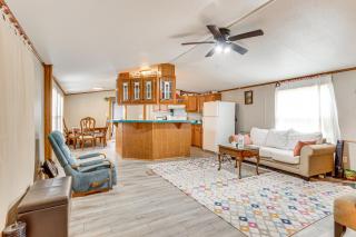 13 Mi to OKC: Edmond Home w/ Playground Access! - 5