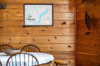 Lazy River Cabin: Lakefront Stay - Greentown - 1