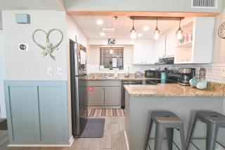 Sunbird Resort 5th Floor Amazing Views - by Sunbird Rentals - Panama City Beach - 2
