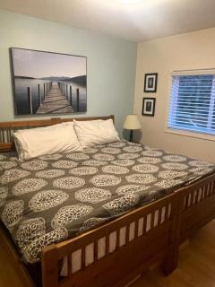 Georgeous Lakefront Property - Oliver - 4