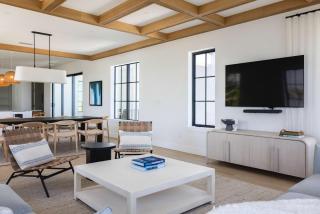 Waterfront Luxury Home - Tidelands House - 4