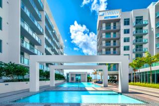 Luxury Condo Near Miami Design District - Miami - 6