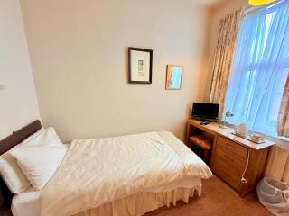 307 Queens road single bed private toilet & shower near Beeston railway station - Nottingham - 6