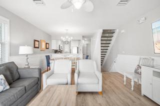 Seamist Townhomes 1 by Newman-Dailey - 3