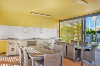 South Pacific Apartments - Port Macquarie - 4
