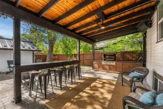 CSU Hideaway with King Bed, Backyard Oasis - 9