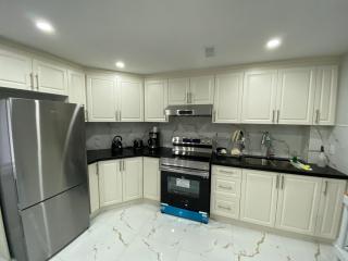 Newly Reno Bsmt with Private Entrance, near Hospital - Orangeville - 3