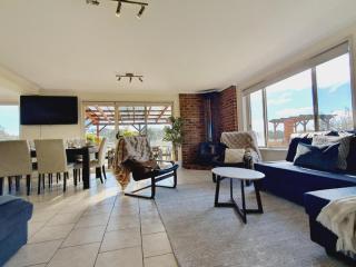 Alpine Vista Large Family Holiday Home - Coolamatong - 4