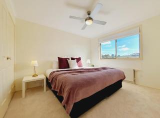 Alpine Vista Large Family Holiday Home - Coolamatong - 2