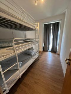 Bagetti hostel only for girls - Lisbona - 1